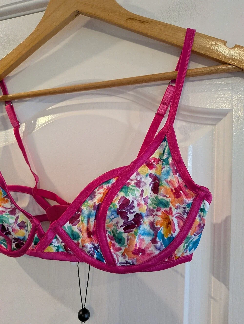 For Love & Lemons Watercolor Floral Bra Pink Satin Feminine Romantic Size M NWT